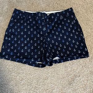 🌈 Crown &Ivy shorts